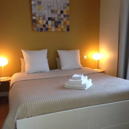 Les Salorges Apartment *